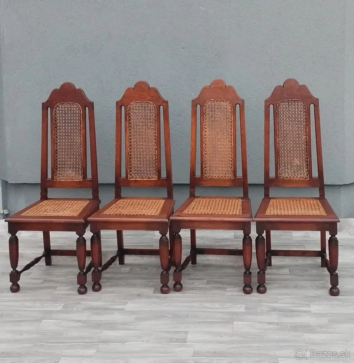 Set starožitný kláštorný. - 8