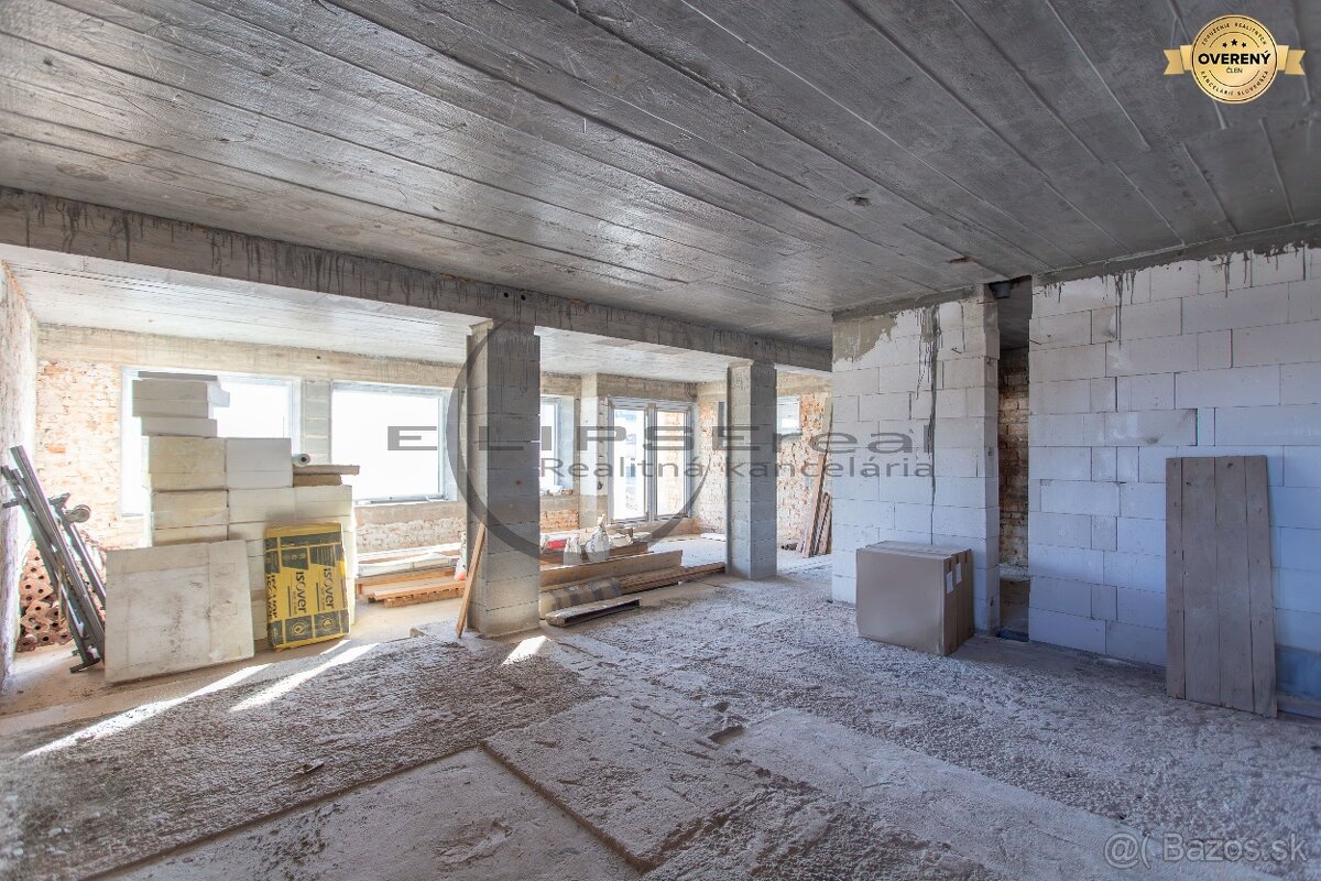 NA PREDAJ polyfunkčná budova v centre obce Veľké Leváre - 8