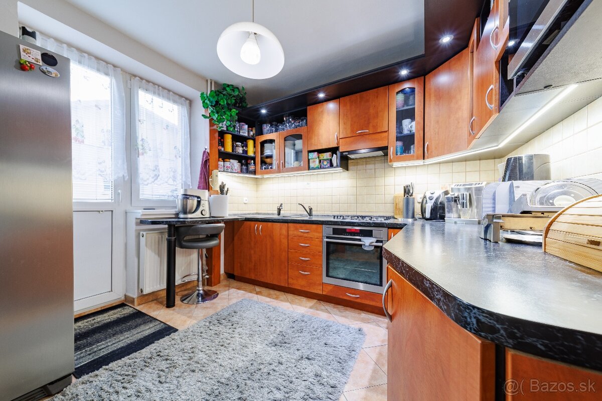 5-IZB RODINNÝ DOM, TOMÁŠOV, PREDZÁHRADKA, JAZIERKO, GARÁŽ - 8