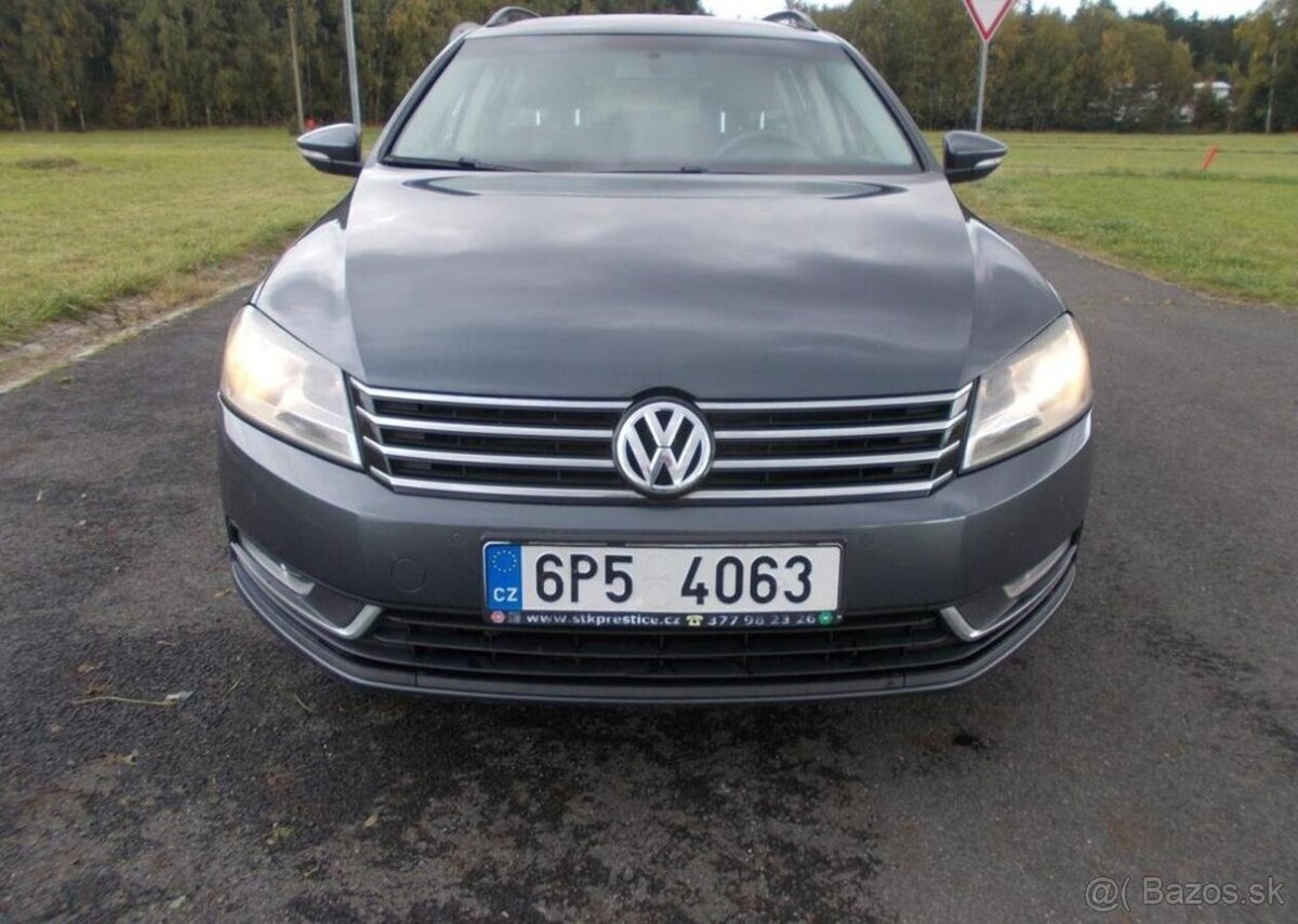 Volkswagen Passat 2,0 TDI 103 KW ,zachovalé nafta manuál - 8