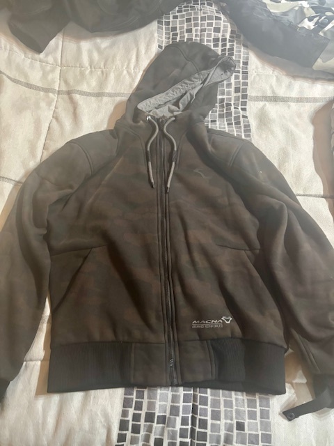 Predam uvedene veci - 8