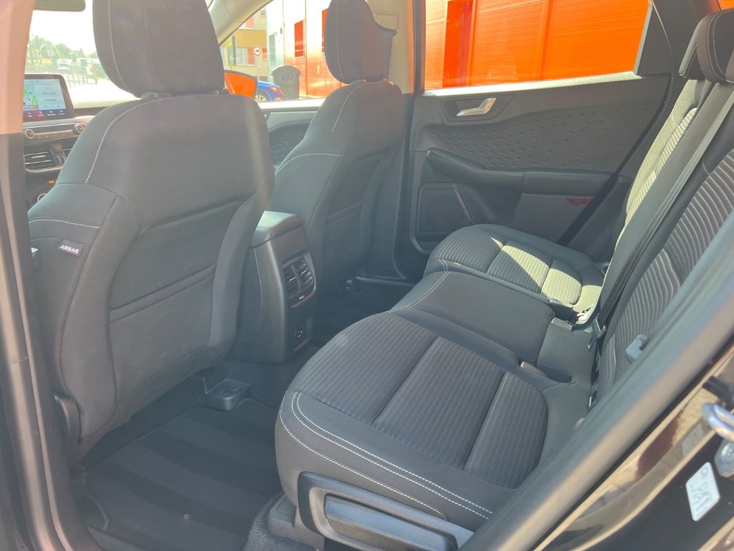 Ford Kuga 2.5 Duratec PHEV 225k Titanium CVT - 8