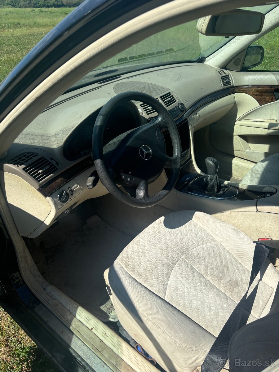 Mercedes-benz E 200cdi - 8