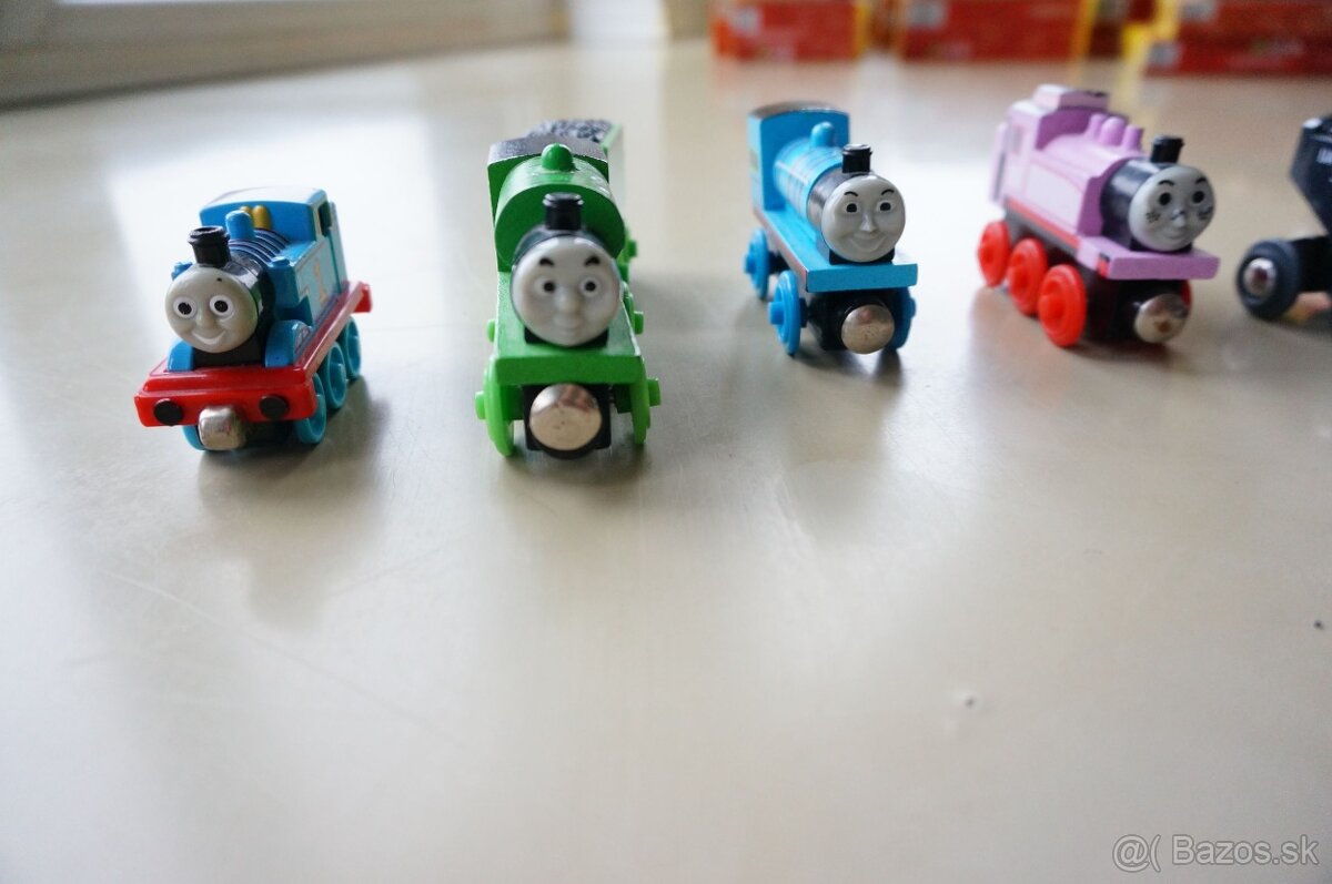 Drevená železnica s vláčikmi - 8