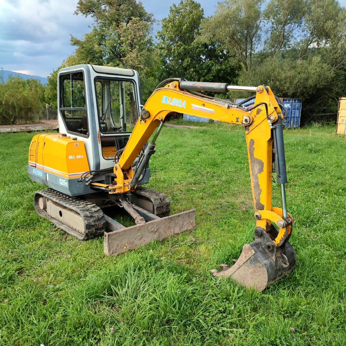 Pasovy bager Libra 125S - 8