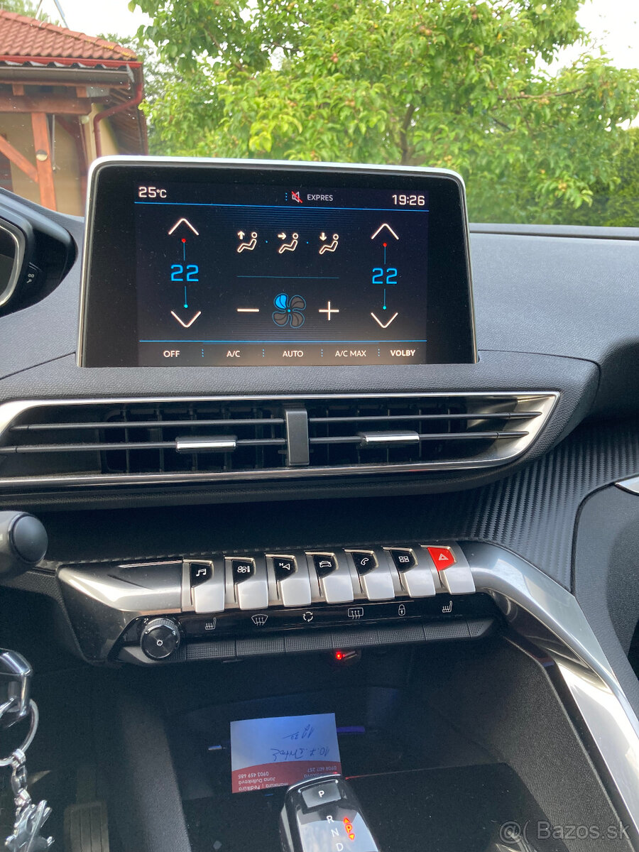 Peugeot 3008 1.2 PureTech Allure - 8