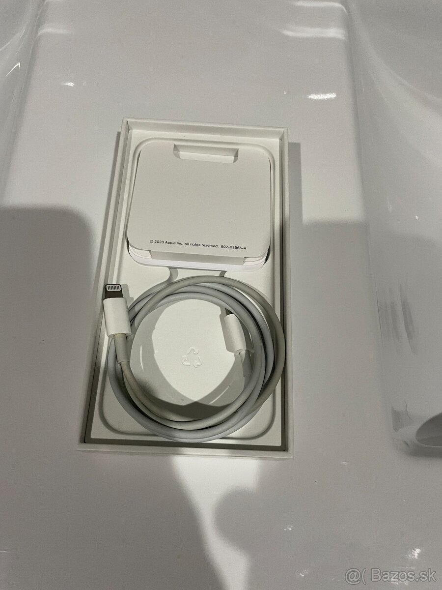 Iphone 12 mini 64GB - 8