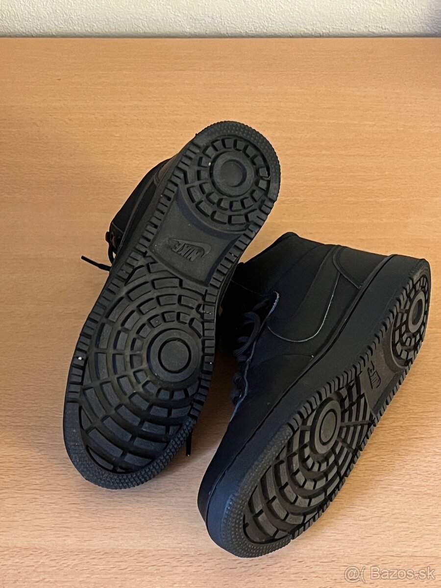 Tenisky nike 42,5 - 8