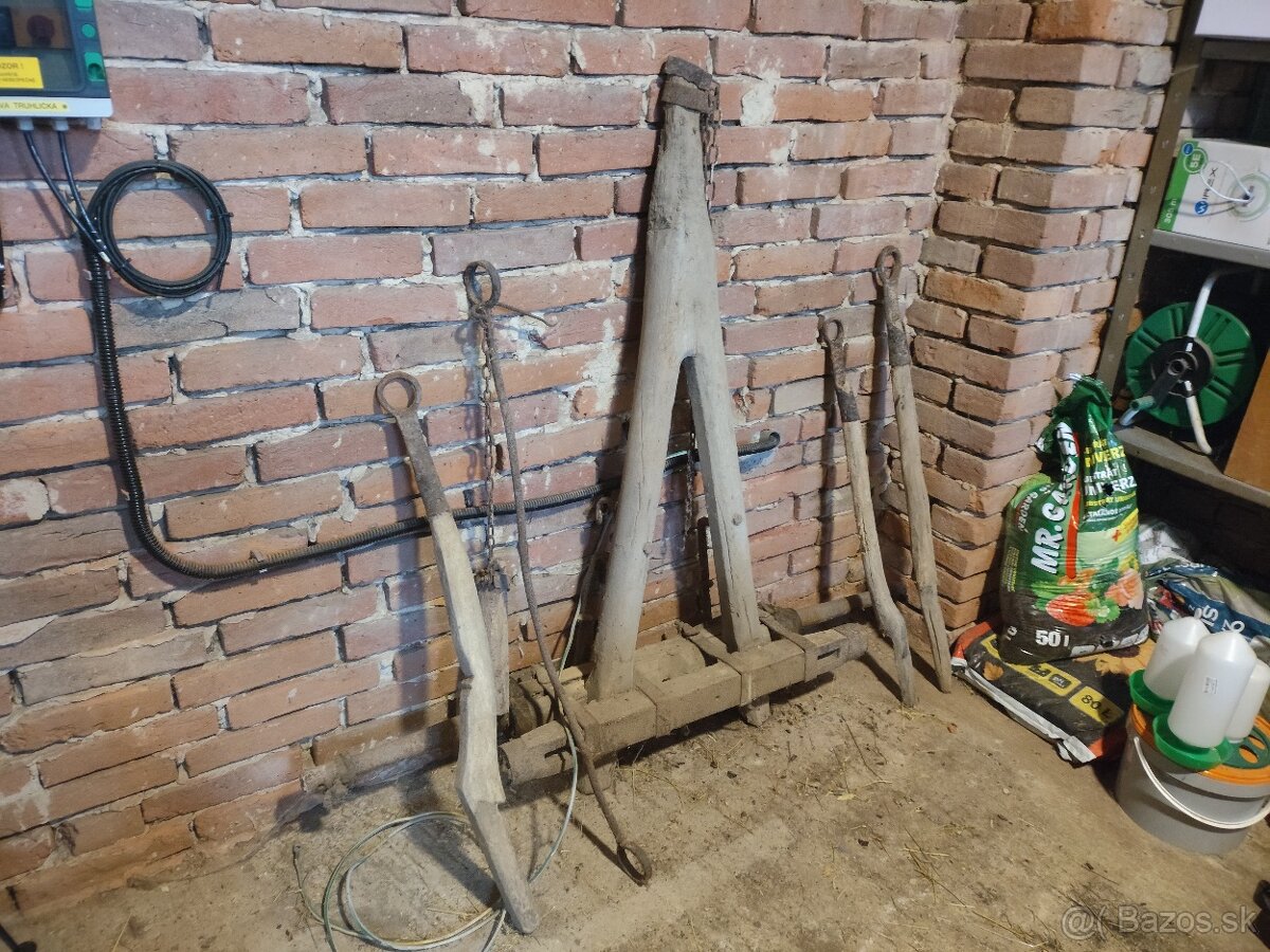 Starý drevený konský voz - časti - 8