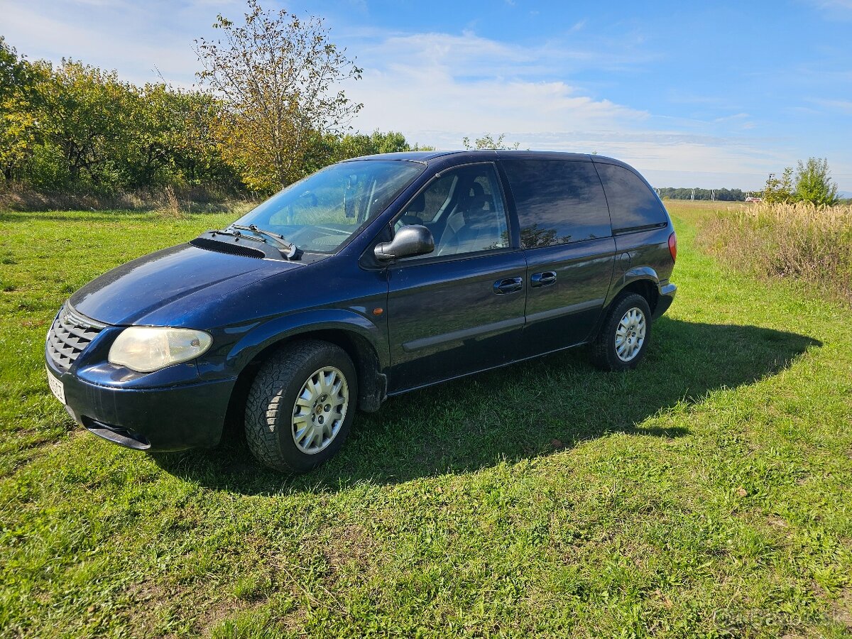 Rozpredám Chrysler Voyager 2,8crdi - 8