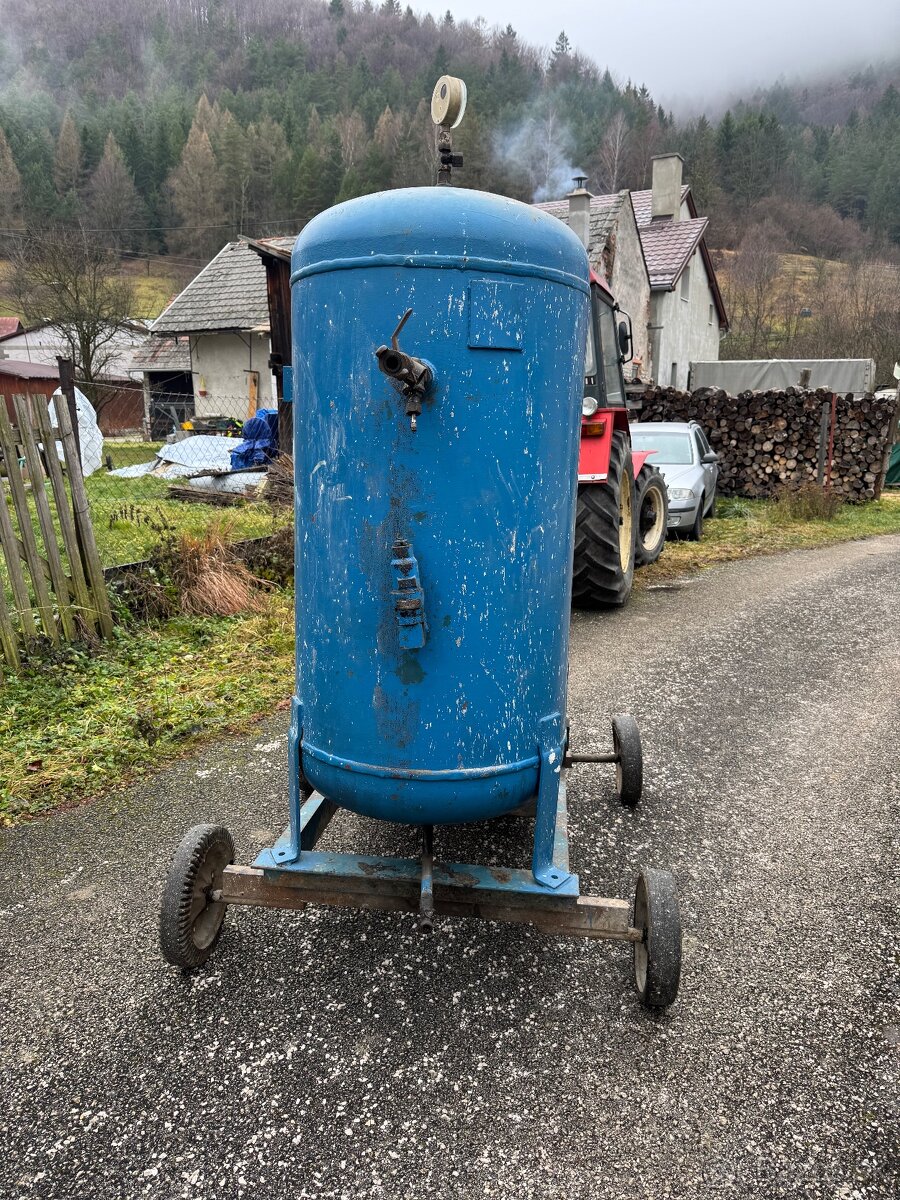 Predám kompresor orlík, troj valec - 8