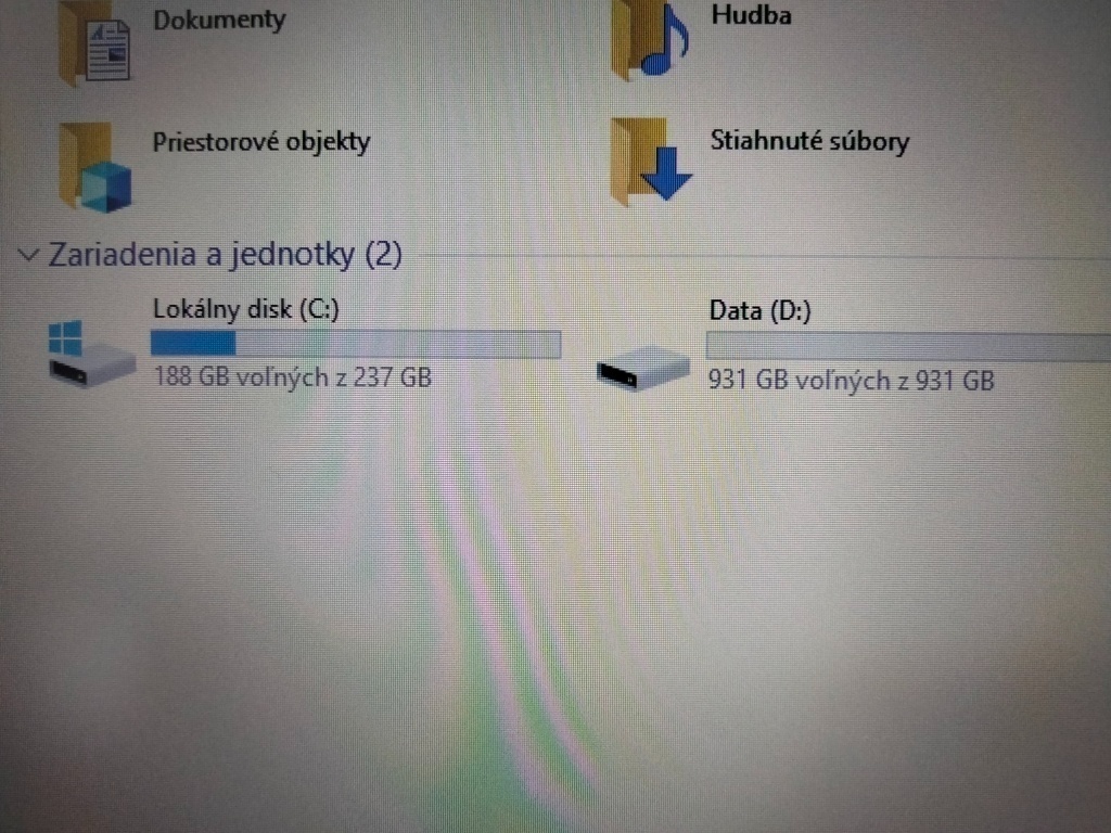HP elitebook 725 G4 ,AMD A10 quad core , 16gb ram , ssd - 8