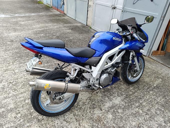 Suzuki SV1000 S - 8