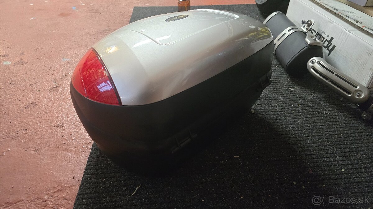 Moto Kufor + Montážna platňa + 2x kľúč - 8