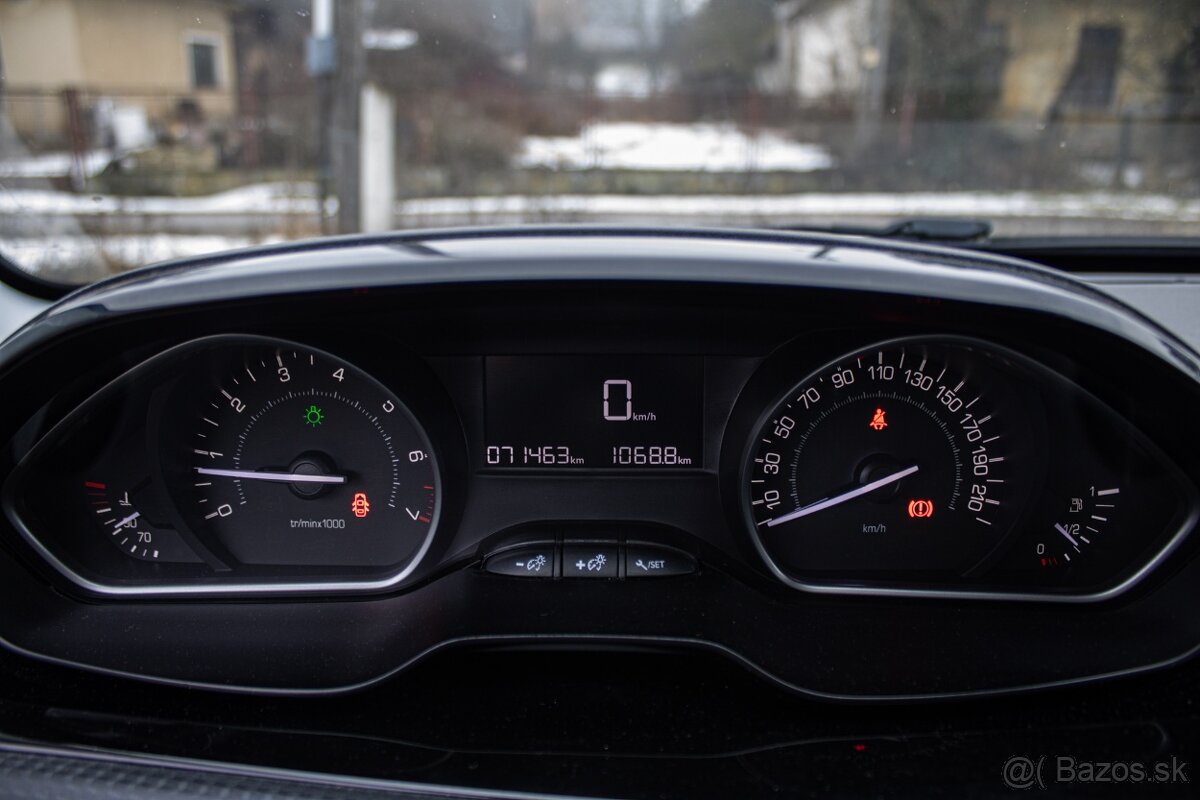 Peugeot 2008 1.2 Puretech Style, 60kW - 8