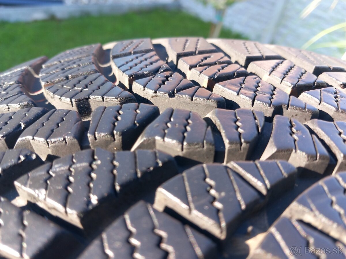 205/50 r17 zimné pneumatiky - 8