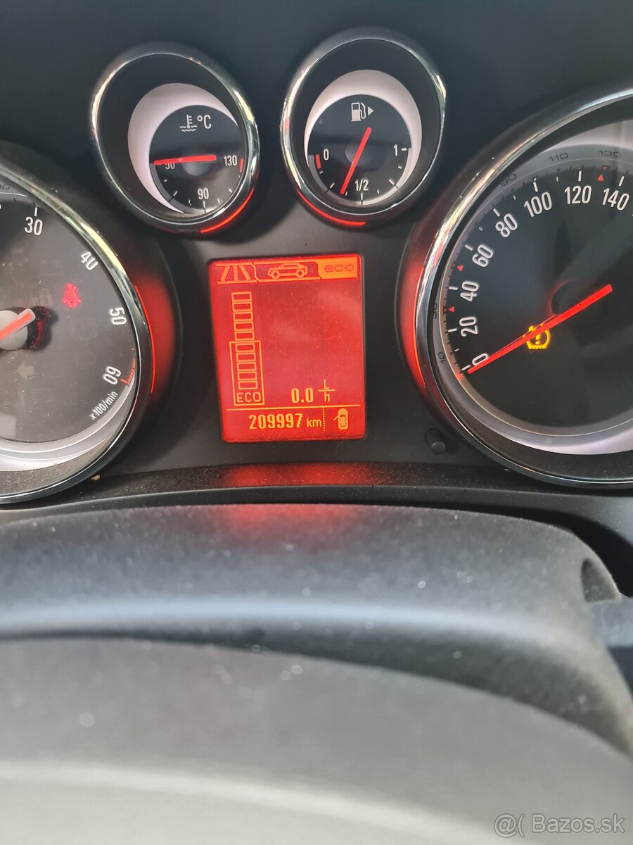 Predám Opel Zafira Tourer 1.6 CDTI - 8