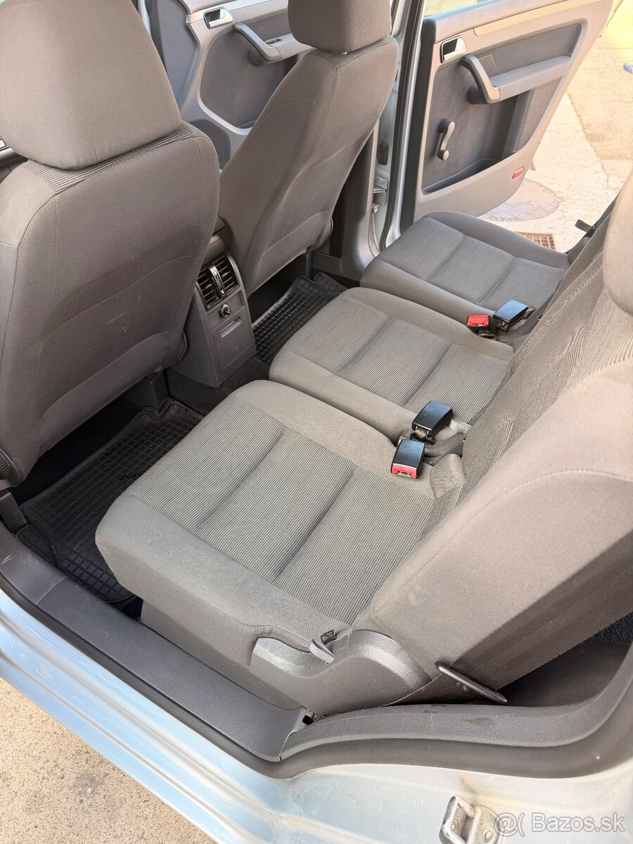 Vw touran - 8