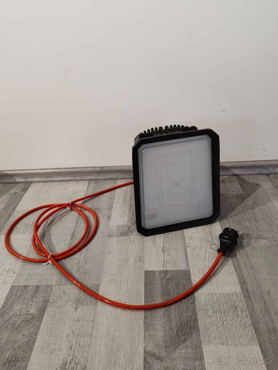 Predám rôzne led svietidlá, ručné, stavebné - 8