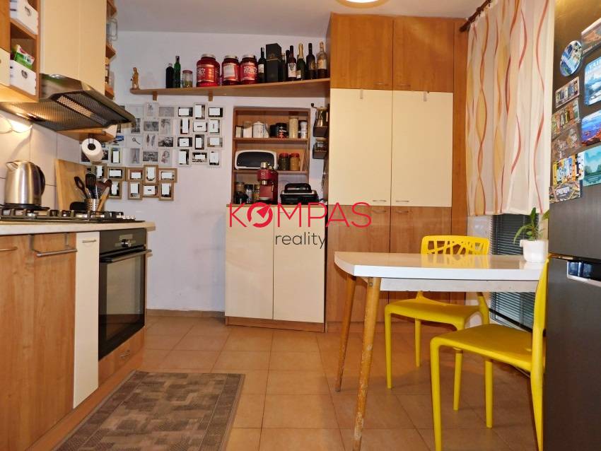 2 IZB. BYT S LODŽIOU PO REKONŠTRUKCII PRI PRIEHRADE - 8