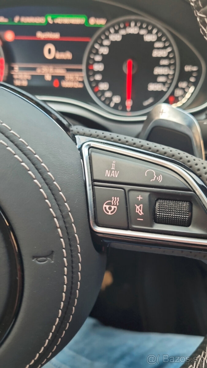 VYHRIEVANY AUDI VOLANT - ZREZANY - PERFOROVANA KOZA - 8