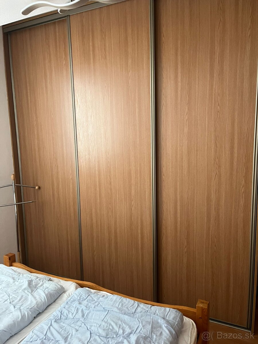 Dlhodobý prenájom 3 - izbového bytu - 8