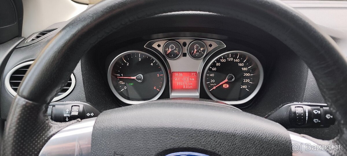 Focus combi 1.6 /74kw 2009/192000km - 8