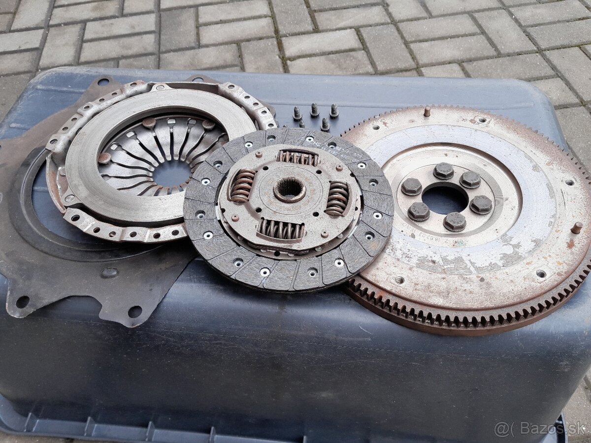 Motor AWY 1.2HTP 40kW 6-ventil - 8