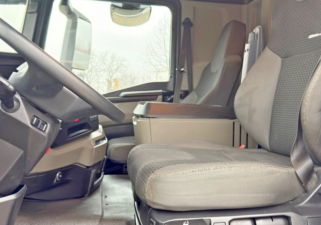 MAN TGS 41.470 8x4 E6 - sklápěč 2S bordmatik - 8