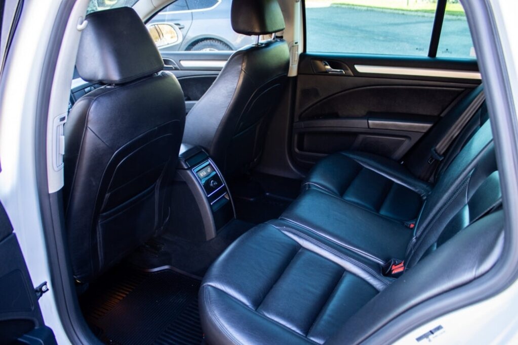 Škoda Superb Combi 1.6 TDI GreenLine - 8