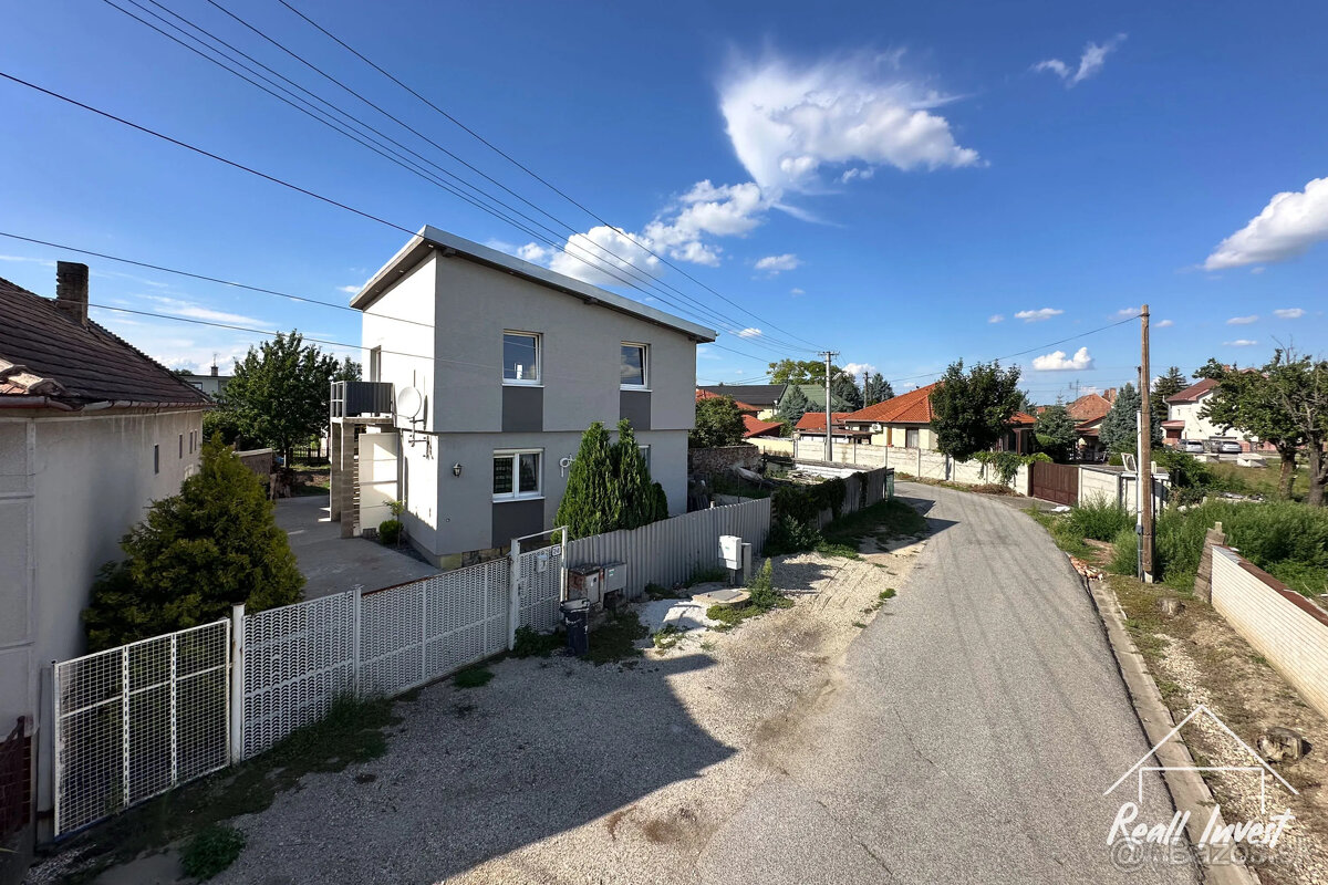 6-izbový rodinný dom na predaj vo Veľkej Mači - 8