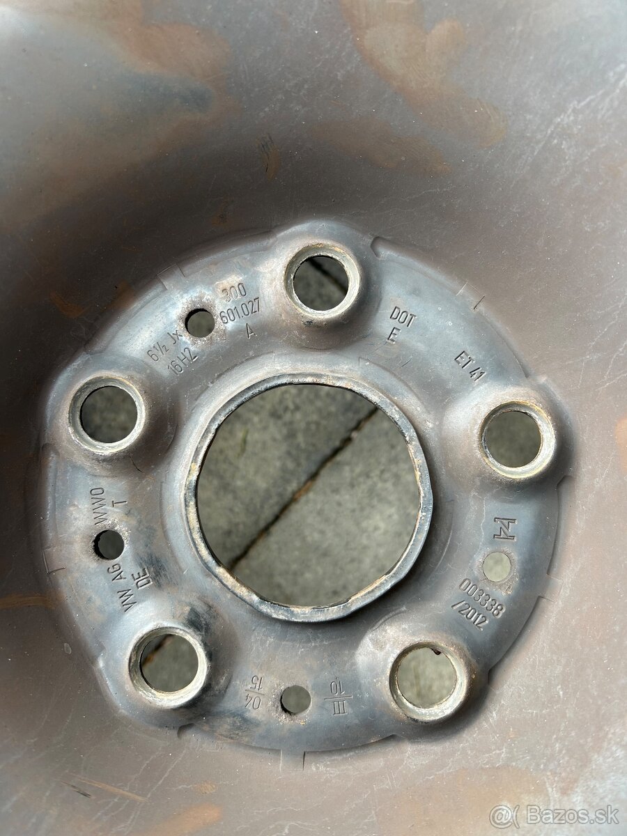 Plechové disky 16” aj s puklicami - 8