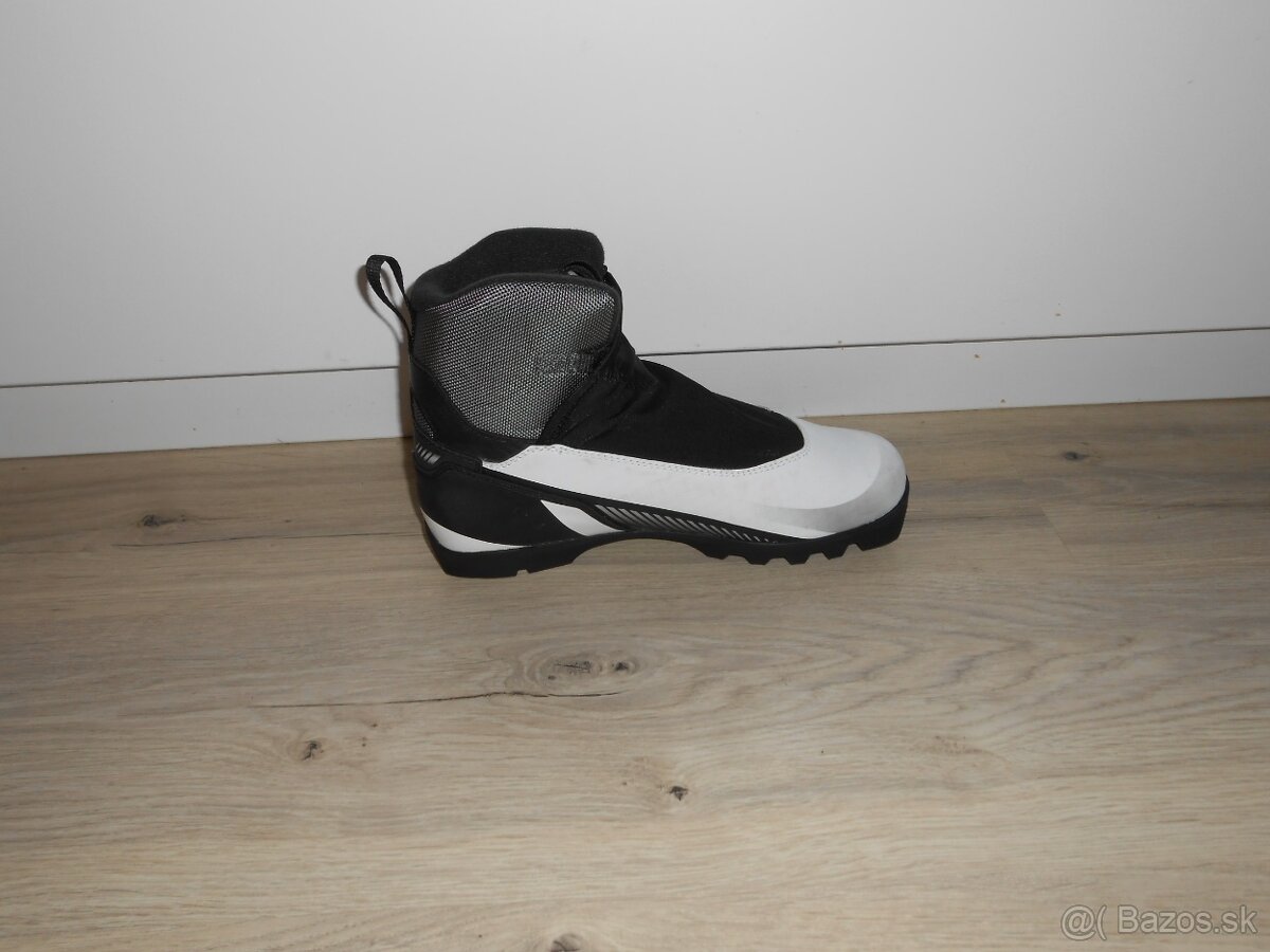 Predam nove damske bezkarske topanky znacky MC KINLEY ACTIVE - 8