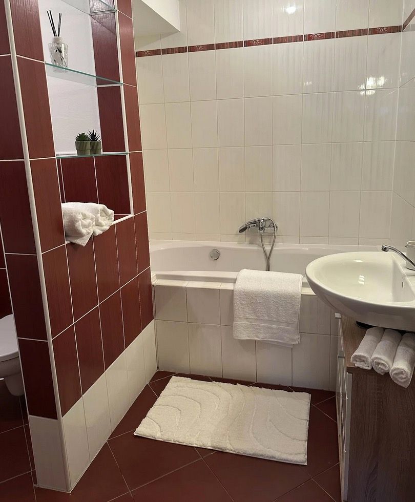 4i byt na prenájom - ul. Dolná, Bratislava I TOP - 8