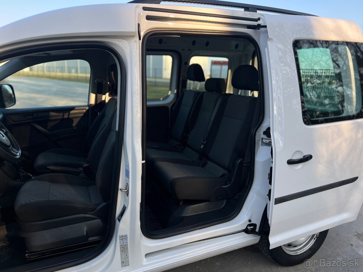 VW Caddy 2.0 TDI • Facelift • 2019 | 5 miest | 1.Majiteľ - 8