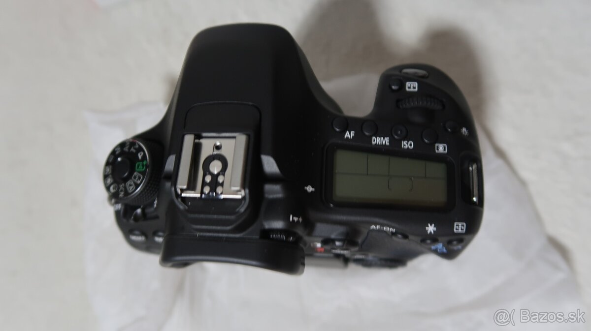 CANON 80D telo nove - 8