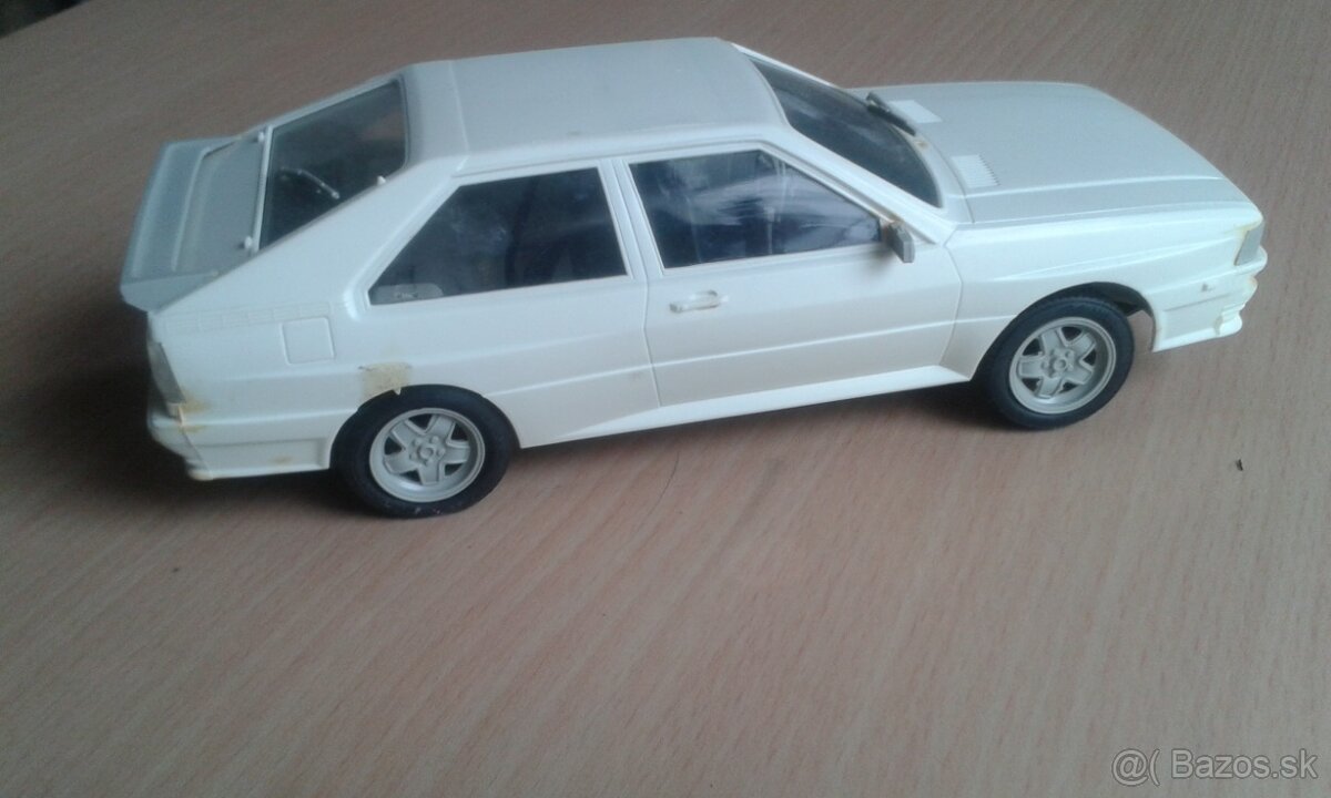 Plastikové modely áut 1/24 - 8