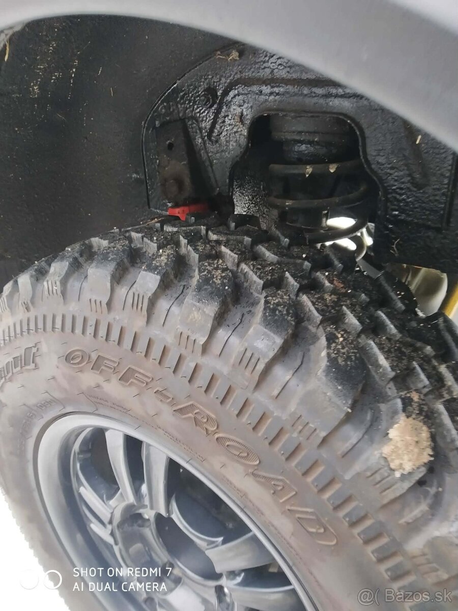 LADA NIVA-BRONTO - 8