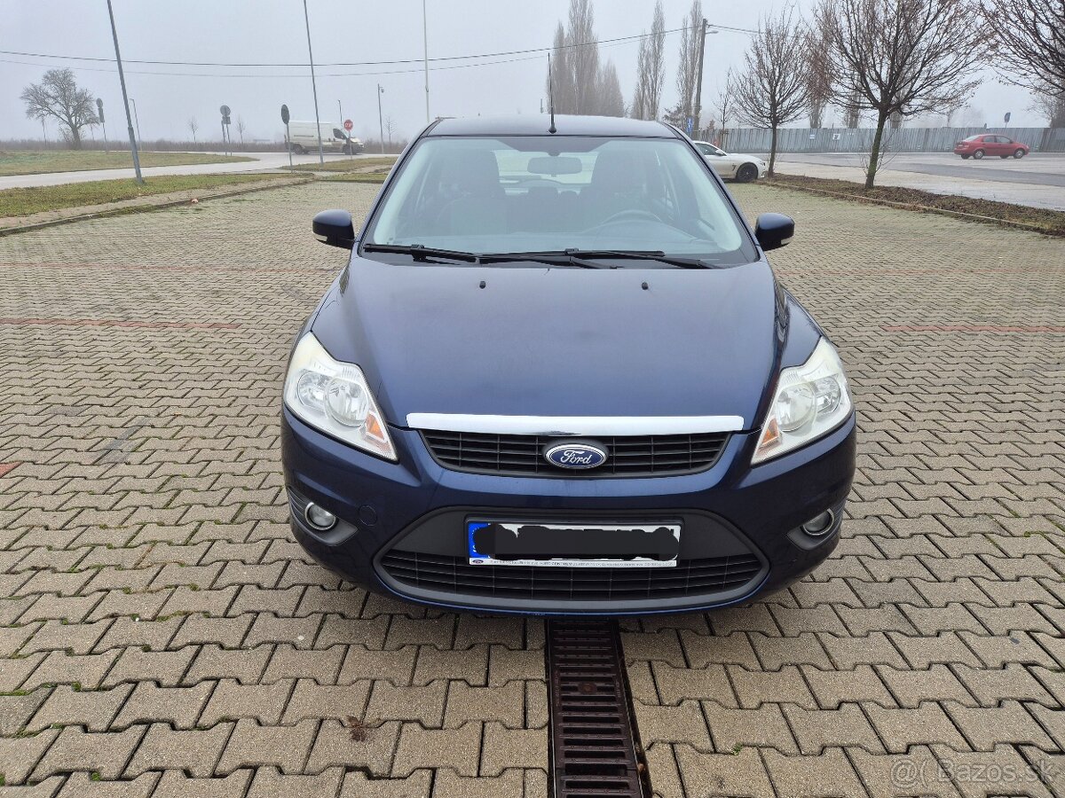 Predám Ford Focus Hatchback Faclieft 1.6 74kw Benzin r.v.5/2 - 8
