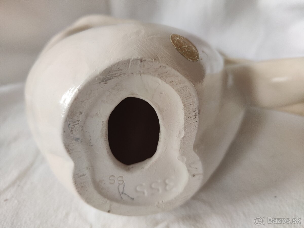 Soška akt Nahá dáma- značeno Jihokera- top stav - 8