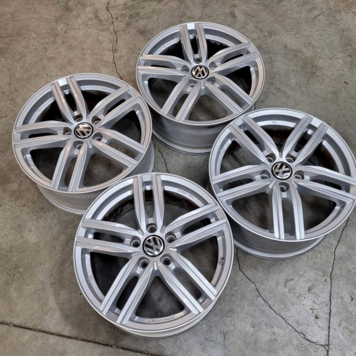 Hliníkové disky 5x112 R17 7J ET54 - 8