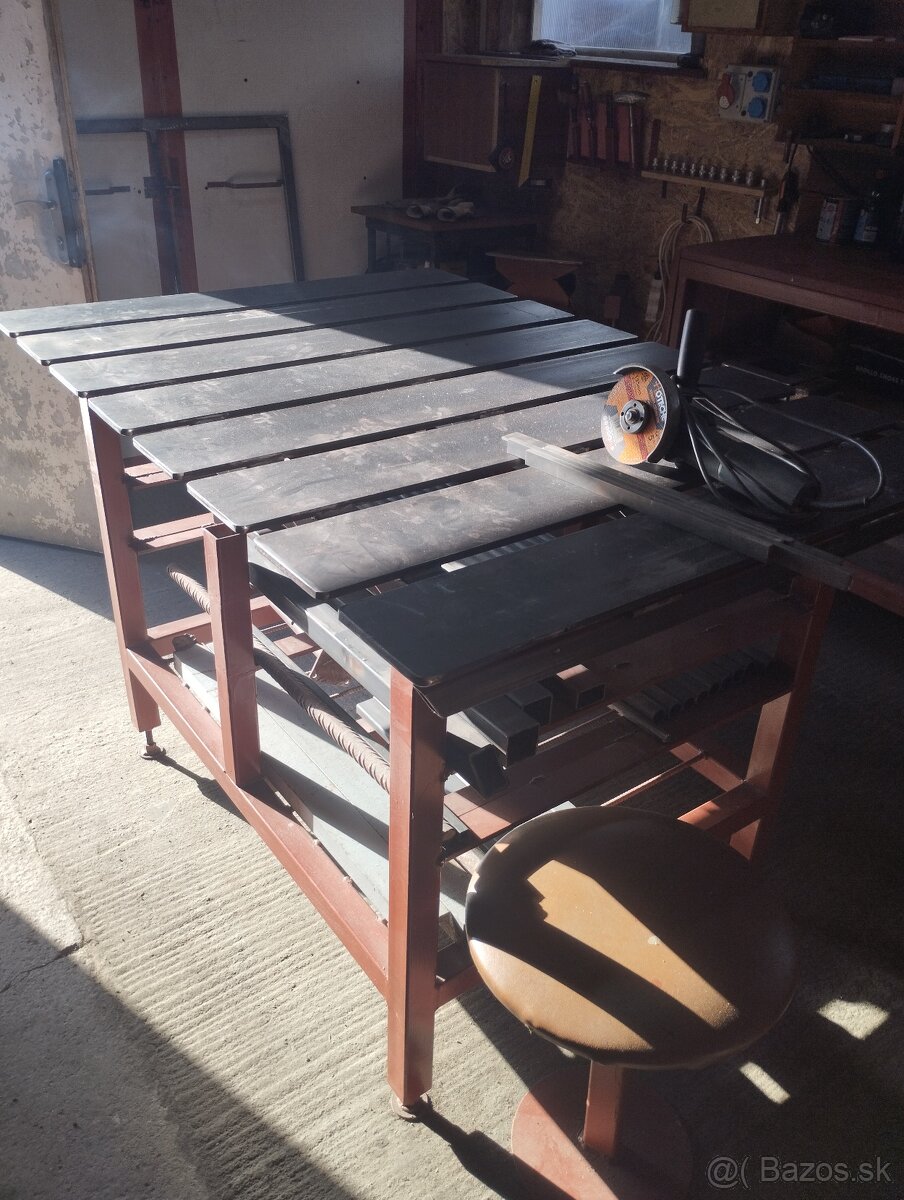 Zvárací stôl - 8