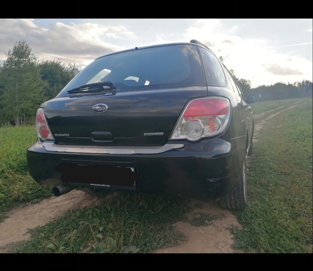 S U B A R U IMPREZA - 8