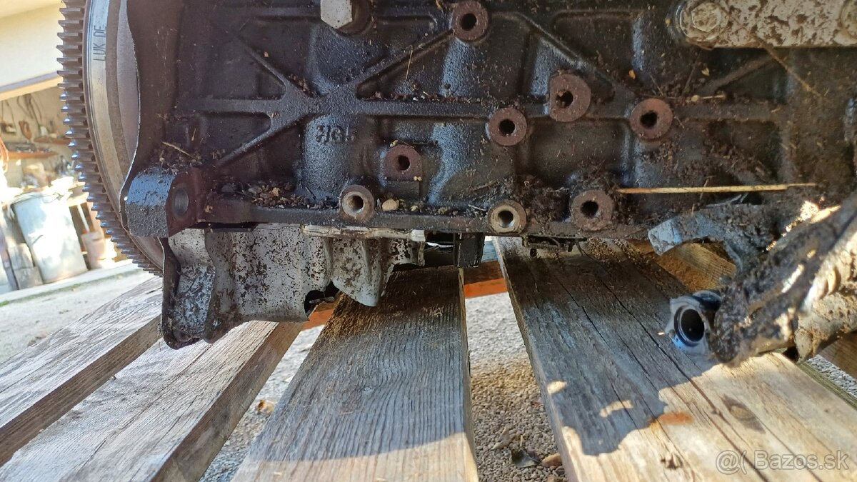 Škoda Octavia 1.6 TDI rok 2017 - 8