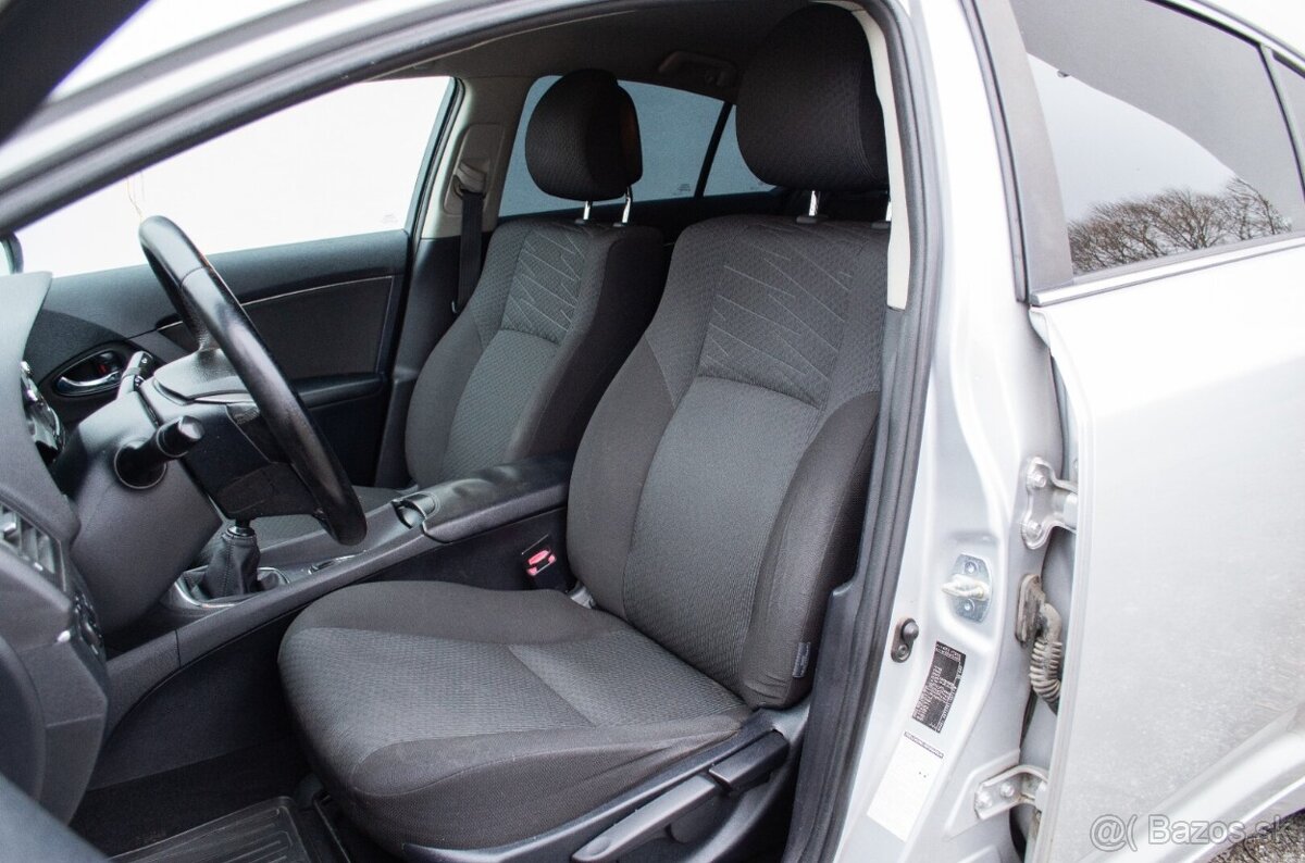 Toyota Avensis 2.0l D-4D - 8