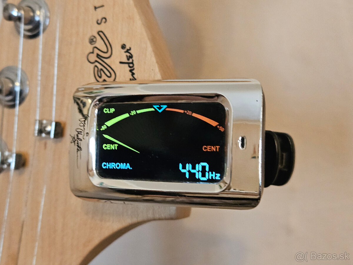 Fender Squier Affinity + Fender Champion 20 + príslušenstvo - 8