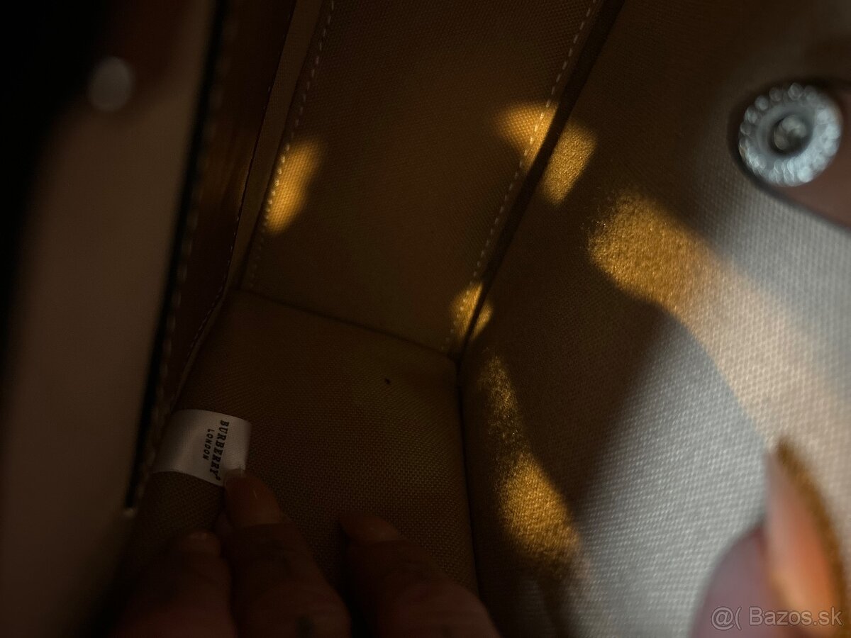 Burberry kabelka - 8