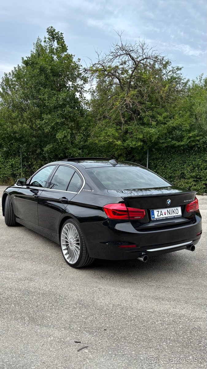 BMW F30 335i ACTIVE HYBRID 3 Sedan Black-sapphire metallic - 8