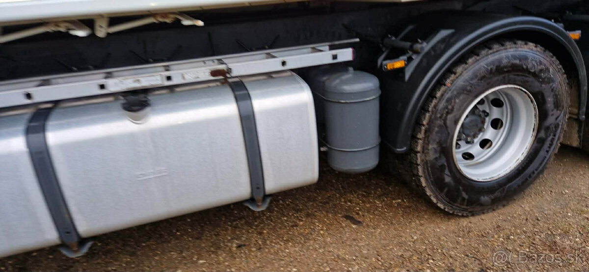 Sklápač Obilia DAF XF 106 460 - 8