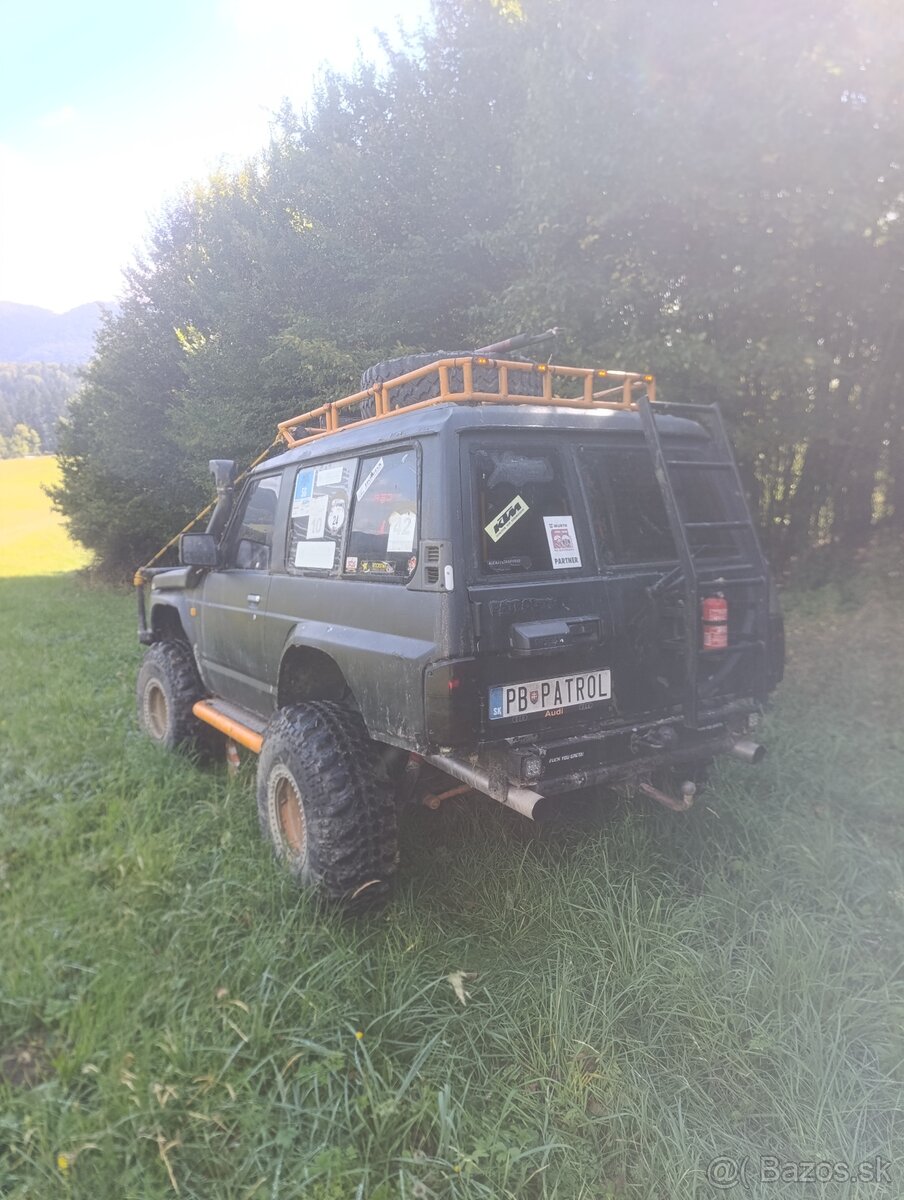Predám Nissan patrol y60 - 8